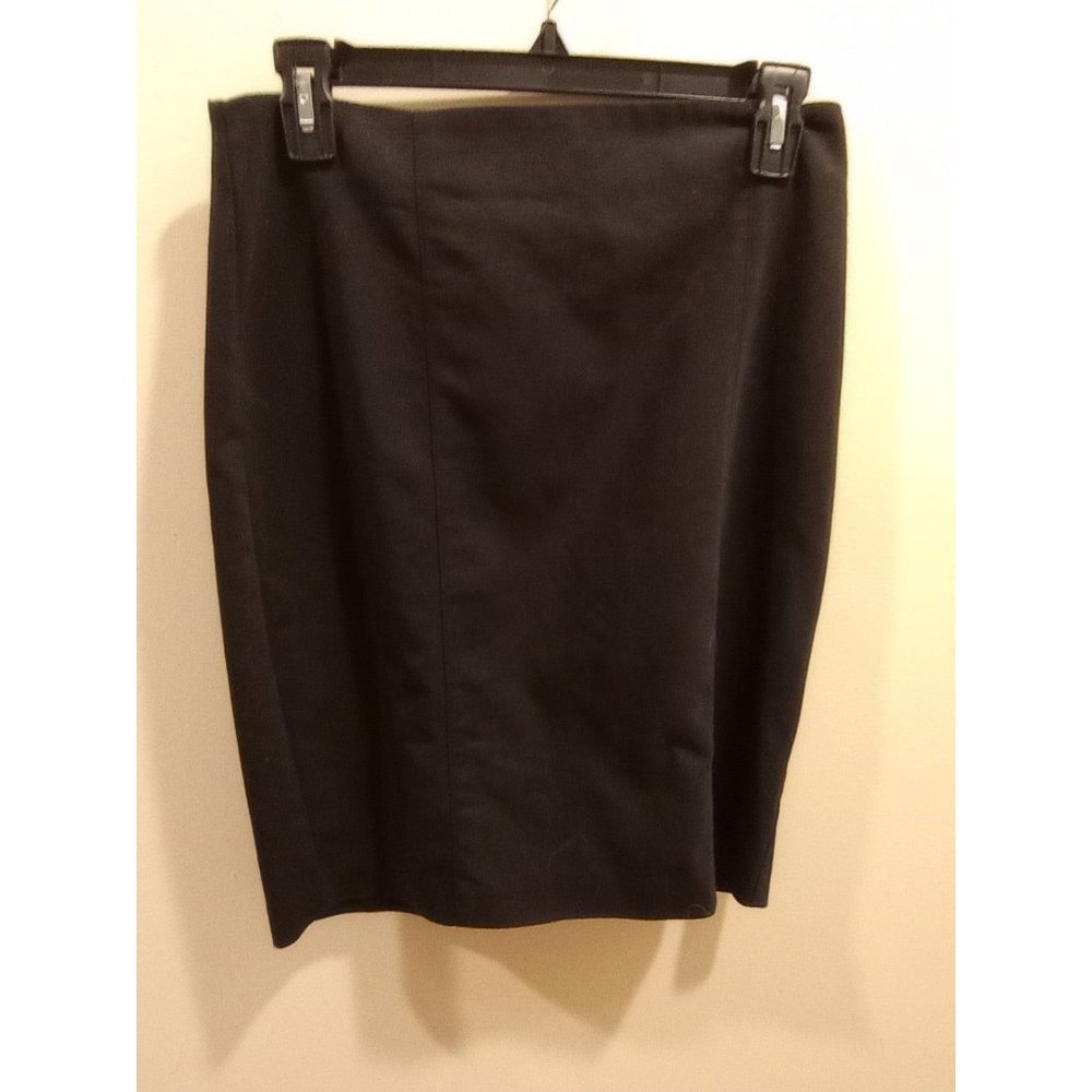 Van Heusen Black Pencil Skirt size 6